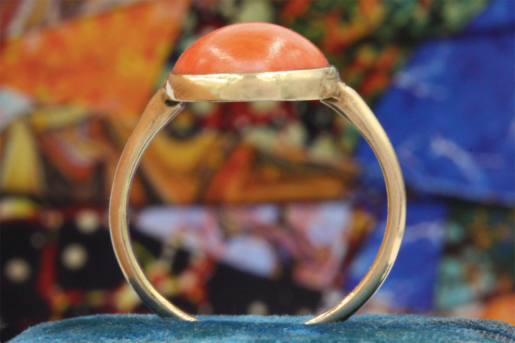 Art Deco Coral Cabochon Ring