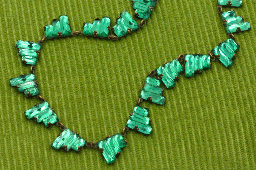 Art Deco Czech Green Glass Necklace